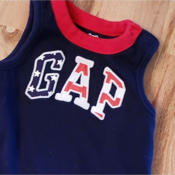 Baby GAP 🇺🇸 Patriotic Romper - Picture 2 of 5
